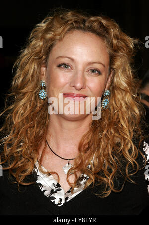 Virginia Madsen besucht der Los-Angeles-Premiere von "Bloodrayne" an die Manns Chinese Theatre in Hollywood statt. Stockfoto