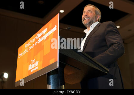 London, Ontario, Kanada. 23. Juli 2015. Thomas Mulcair, Führer der Opposition und der neuen demokratischen Teil von Kanada liefert eine Rede vor der Wahl bei einer Kundgebung in London, Kanada statt. Zum Zeitpunkt die Rede gegeben wurde, statt seiner Partei einen leichten Vorsprung auf die regierende konservative Partei von Kanada unter der Leitung von aktuellen Premierminister Stephen Harper. Bildnachweis: Mark Spowart/Alamy Live-Nachrichten Stockfoto