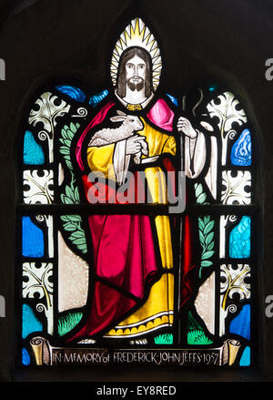 Der gute Hirte Glasmalerei, St. John the Baptist Church, Hornton, Oxfordshire, England, UK Stockfoto