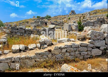 Die Überreste des antiken Thira auf Mount Messa Vouno Kamari, Santorini, Griechenland Stockfoto