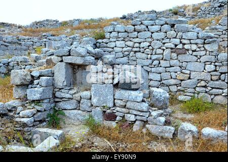 Die Überreste des antiken Thira auf Mount Messa Vouno Kamari, Santorini, Griechenland Stockfoto