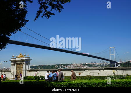 Istanbul-Palast, osmanischen Struktur, Bosporus-Brücke Stockfoto