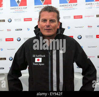 Amerikas Cup Skipper Tage zwei Southsea Event Village Southsea, Hampshire Freitag, 24. Juli 2015.   Da schlechtes Wetter weiterhin die South America Cup auf Southsea Common Oracle Team USA Skipper einen Dämpfer aufsetzen lash: Jimmy Spithill Artemis Racing Skipper: Nathan Outteridge, BAR – Ben Ainslie Racing Skipper/Steuermann: Sir Ben Ainslie Softbank Team Japan Skipper: Dean Barker Groupama Team Frankreich Skipper / Steuermann: Franck Cammas, Emirates Team New Zealand Skipper: Peter Burling. Tägliche Pressekonferenz Credit: Uknip / Alamy Live News Stockfoto