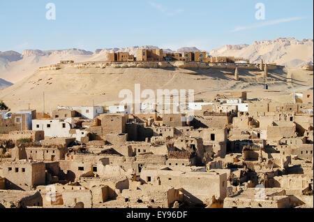 Al Qasr Dorf - Oase Dakhla - Ägypten Stockfoto
