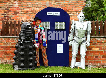 Dr Who und seine Tardis im Muston Scarecrow Festival 2015 Stockfoto