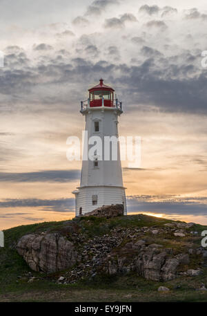 Louisbourg Leuchtturm bei Sonnenuntergang, Louisbourg, Nova Scotia, Kanada Stockfoto