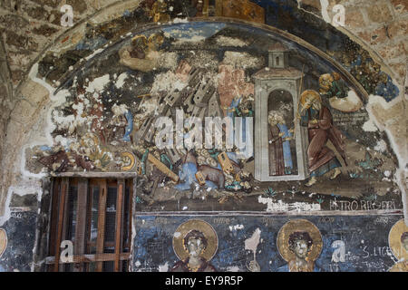 Dekorierte Exonarthex von Saint Malinza (Athanasius) Kirche, Voscopoje, Korce, Albanien Stockfoto