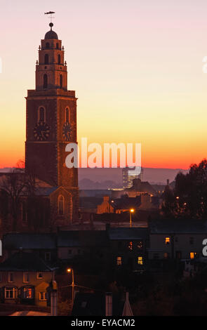 Blick auf den Sonnenuntergang von Shandon Turm; Stadt Cork, County Cork, Irland Stockfoto