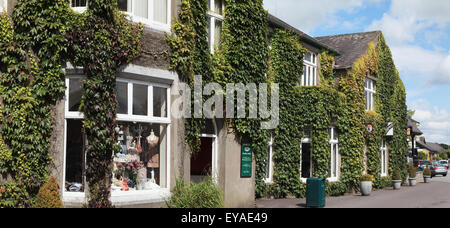 Blarney Woollen Mills Store und Hotel; Blarney, County Cork, Irland Stockfoto