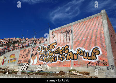 Graffiti, die Unterstützung der Meinungsfreiheit an Wand im Vorort La Paz, Bolivien Stockfoto