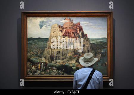 Gemälde "The Tower of Babel" (1563) von niederländische Renaissancemaler Pieter Bruegel der ältere, angezeigt im Kunsthistorischen Museum, Wien, Österreich. Stockfoto