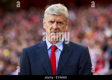 London, Wettsektor. 25. Juli 2015. Emirates Cup. Arsenal gegen Olympique Lyonnais. Arsenals Trainer Arsene Wenger. Bildnachweis: Aktion Plus Sport/Alamy Live-Nachrichten Stockfoto