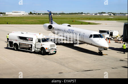 United Express EMB-145LR, National Flughafen Springfield-Branson, Missouri Stockfoto