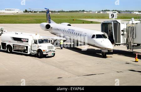 United Express EMB-145LR, National Flughafen Springfield-Branson, Missouri Stockfoto