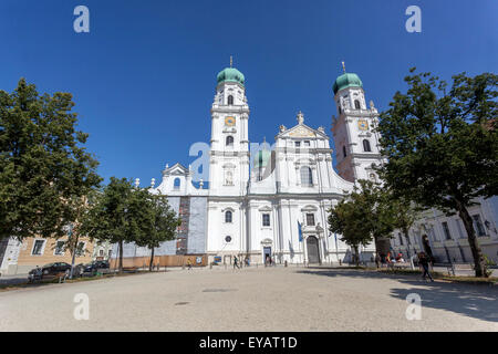 Domplatz, dem Stephansdom, Passau, senken Sie Bayern, Deutschland, Europa Stockfoto