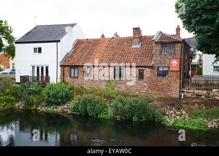 Kettenbrücke Schmieden des 19. Jahrhunderts Schmiede Workshop jetzt ein Museum Hautpstraße Spalding Lincolnshire UK Stockfoto