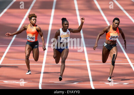 London, UK. 25. Juli 2015. Dina ASHER-SMITH, Murielle AHOURÉ & Jessica YOUNG,, Frauen 100m Hitze 1, Diamond League Sainsbury Jubiläumsspiele, Queen Elizabeth Olympic Park, Stratford, London, UK. Bildnachweis: Simon Balson/Alamy Live-Nachrichten Stockfoto