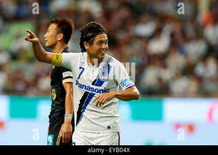 Noevir Stadium Kobe, Hyogo, Japan. 25. Juli 2015. Yasuhito Endo (Gamba), 25. Juli 2015 - Fußball: 2015 J1 Liga 2. Stadium Spiel zwischen Vissel Kobe 1-2 Gamba Osaka in Noevir Stadium Kobe, Hyogo, Japan. © AFLO SPORT/Alamy Live-Nachrichten Stockfoto