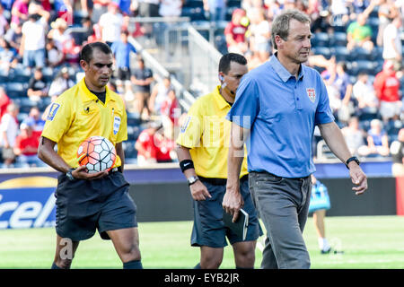 Panamasche Fußballmannschaft besiegt die Usa Mens Fussballnationalmannschaft auf Penalty Kicks in der dritten Platz Spiel des CONCACAF Gold Cup | Professional Soccer/Football spieler Showcase Athletik und konkurrierende Antrieb auf dem Spielfeld in Chester, Pennsylvania | Amerikanische Athleten/USMNT konkurrieren und verlieren im WM-Tune-up | Stockfoto