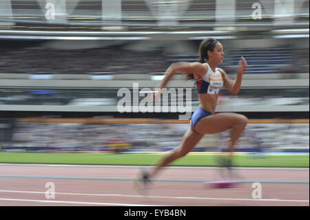 Katarina Johnson-Thompson (GBR) im Weitsprung-Wettbewerb der Frauen, am zweiten Tag von der Sainsbury Jubiläumsspiele bei Queen Elizabeth II Olympic Park, London. Johnson-Thompson kam 4. springen 6,51 m Stockfoto