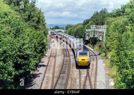 Jungfrau-Züge East Coast High Speed Zug in Richtung nach London von Aberdeen südlich von Dalmeny Bahnhof in Schottland Stockfoto