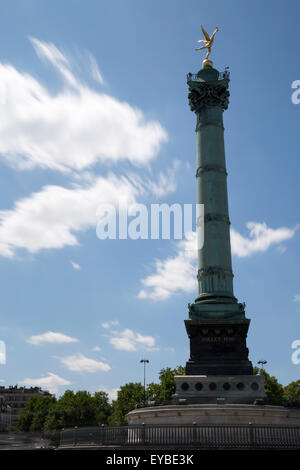 Place De La Bastille in Paris, Frankreich mit der Juli-Spalte. Stockfoto