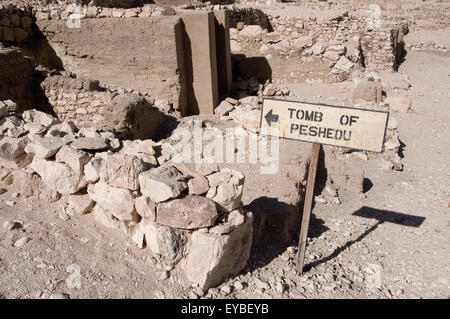 Luxor, Ägypten, Deir el-Medina, Arbeiter Dorf, Grab des Pashedu (TT3) XVIII ° dyn.: den Eingang des Grabes. Stockfoto