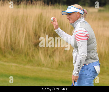 26.07.2015. Dundonald, Schottland. Aberdeen Asset Womens Scottish Open Golf.  Ein Lächeln bilden Holly Cleburne nach Untergang ihr putt Stockfoto