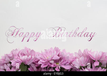 Alles Gute zum Geburtstag Grußkarte mit Blumen und schönen Handschrift Stockfoto