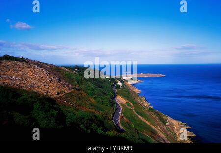 Dalkey Hill, Dalkey Island, Co. Dublin, Irland; Blick von einem Hügel auf die Bucht von Dublin Stockfoto