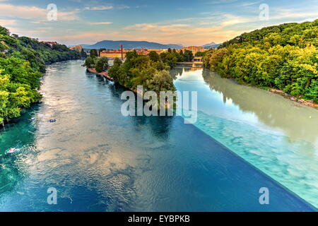 Rhone und Arve Fluss-Mündung bei Sonnenuntergang, Genf, Schweiz, HDR Stockfoto