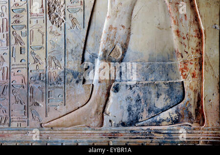 Luxor, Ägypten, Grab des Khaemhet Mahu (TT57) in den Adligen Gräbern im Asasif Nekropole: die Füße des Khaemhet Stockfoto