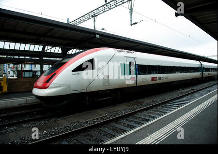 Genfer Hauptbahnhof Bahnhof Gare Cornavin Stockfoto