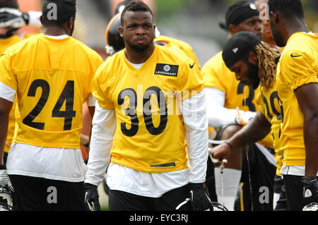 Latrobe, Pennsylvania, USA. 26. Juli 2015: Kevin Fogg #30 während der Pittsburgh Steelers-Trainingslager in St. Vincent College in Latrobe, Pennsylvania. Bildnachweis: Cal Sport Media/Alamy Live-Nachrichten Stockfoto
