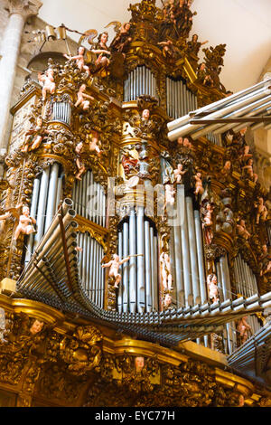 Orgel in der Kathedrale. Stockfoto