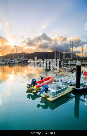 Cairns Marlin Marina bei Sonnenaufgang. Cairns, Queensland Stockfoto