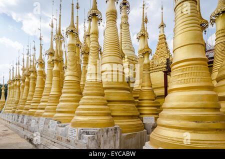 Shwe Inn Thein Pagode, Indein in der Nähe von Inle-See, Myanmar Stockfoto