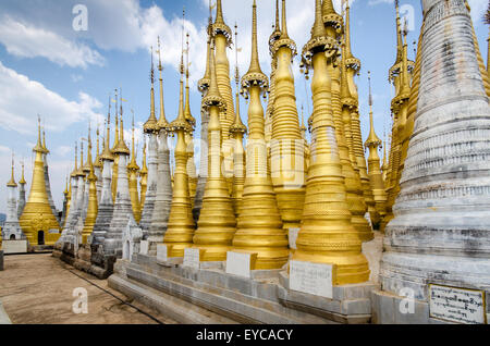 Shwe Inn Thein Pagode, Indein in der Nähe von Inle-See, Myanmar Stockfoto