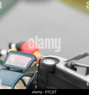 Spielzeugautos abgestürzt Stockfoto