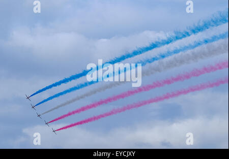 Die Red Arrows Formationsflug Team erklingt in der 2015 Sunderland International Airshow im Vereinigten Königreich. Stockfoto