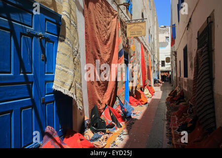 Bunte Seitenstraße in der UNESCO aufgeführt Medina, in der Küstenstadt befestigte Essaouira, Marokko Stockfoto