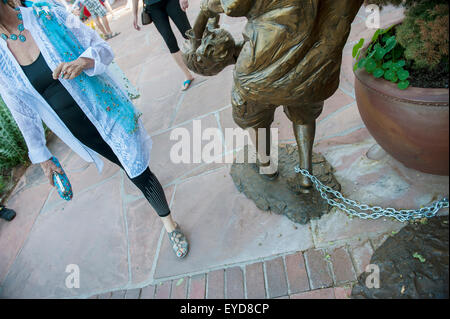 Freitag Nacht Canyon Road Gallery Walk In Santa Fe Stockfoto