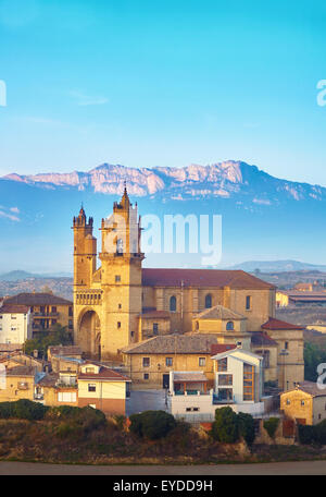 Die Kirche von San Andres. Elciego. Rioja Alavesa Wein Route. Alava. Baskisches Land. Spanien Stockfoto