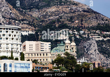 Monte-Carlo, Monaco, 25.09.2008: Casino Monte-Carlo, Hotel de Paris, Mountaion auf dem Hintergrund Stockfoto