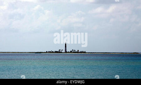 Unechte Schlüssel Leuchtturm gesehen von Garden Key, Dry-Tortugas-Nationalpark, Florida, Vereinigte Staaten von Amerika Stockfoto