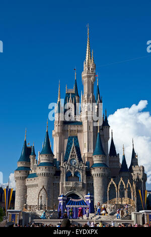 Cinderella Schloss, Magic Kingdom, Walt Disney World Resort in Orlando, Florida, Vereinigte Staaten von Amerika Stockfoto