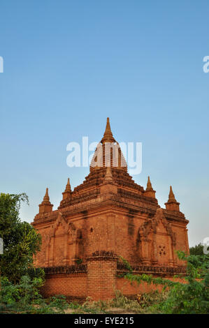 antiken Tempel in Bagan nach Sonnenuntergang, Myanmar Burma Stockfoto