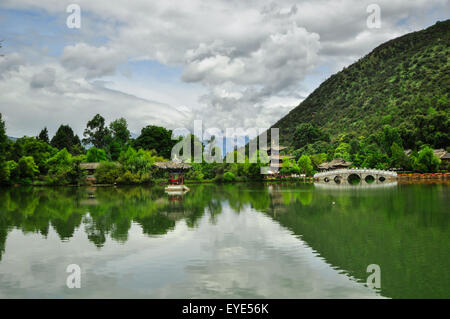 Lijiang China alte Straßen und Gebäuden, Welterbe-KÖNNENCO in der Provinz Yunnan. Stockfoto