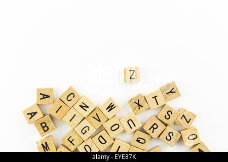 Hölzerne Alphabet Blöcke verwenden als Hintergrund isoliert Stockfoto