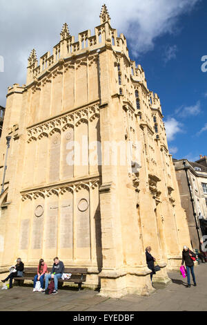 Historische Kirche Stein Torhaus bauen, Cirencester, Gloucestershire, England, Vereinigtes Königreich, Stockfoto